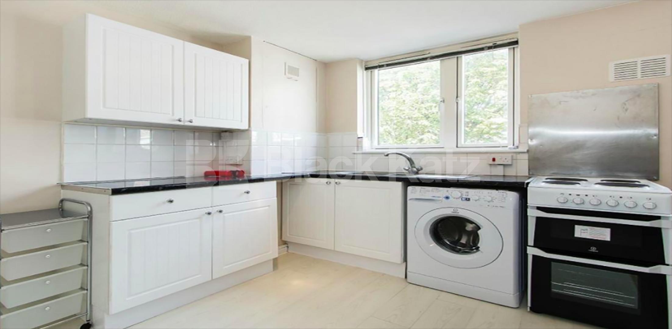 			LET , 4 Bedroom, 1 bath, 1 reception Apartment			 Amina Way, London Bridge/Bermondsey Borders
